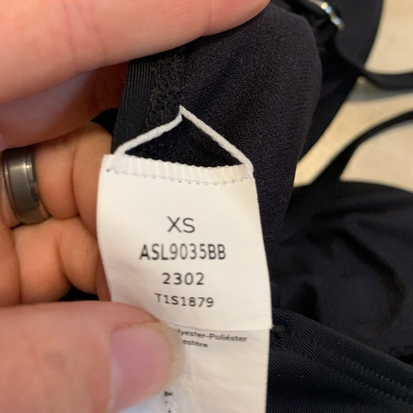 💙 CUPSHE Black V-Neck Wrap Ruched One-Piece Swimsuit - XS - Picture 5 of 7